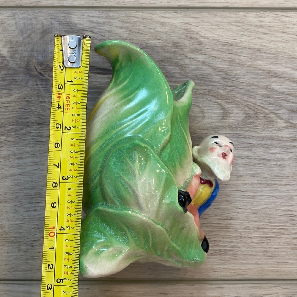Vintage Leaf Gnome Vase Planter - Picture 10 of 11